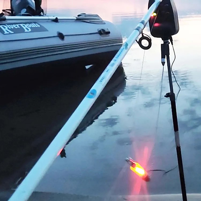 Fishing Equipment Holder - جهاز إنذار لصيد سمك الكارب مع
